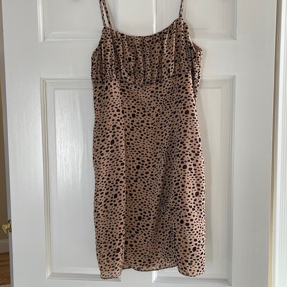 Lulu’s fantastic cheetah print mini dress - Picture 1 of 7